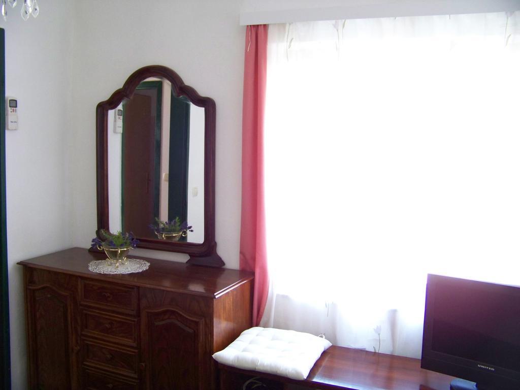 Apartment Tuja Jadrtovac Habitación foto